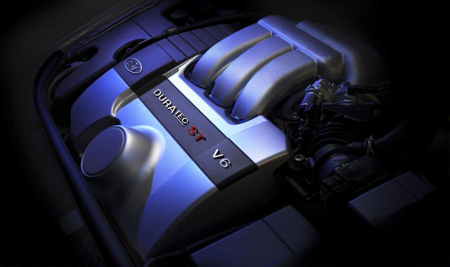  Ford Mondeo ST220 5-Door 2002 года  (фото 22 из 24)